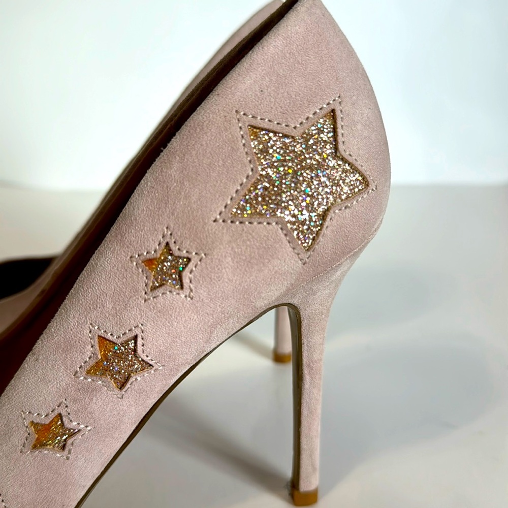 Betsey Johnson Pink Star Heels - Picture 5 of 13